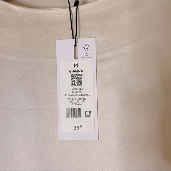 Dynamite: Gianna long sleeve blouse - Picture 2 of 2